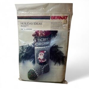 Vintage 70s Bernat Christmas stocking kit